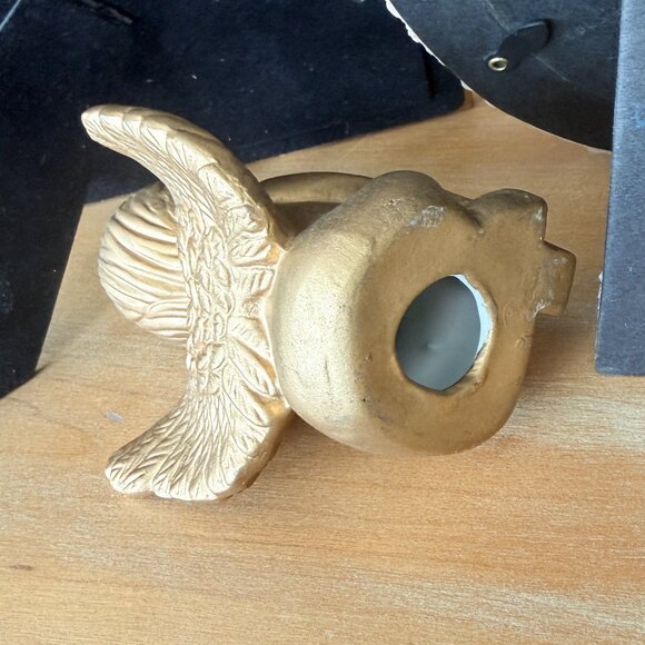 3 Vintage High Relief Gold Frames with Angel Pictures and Ceramic Gold Cherub - Picture 10 of 17